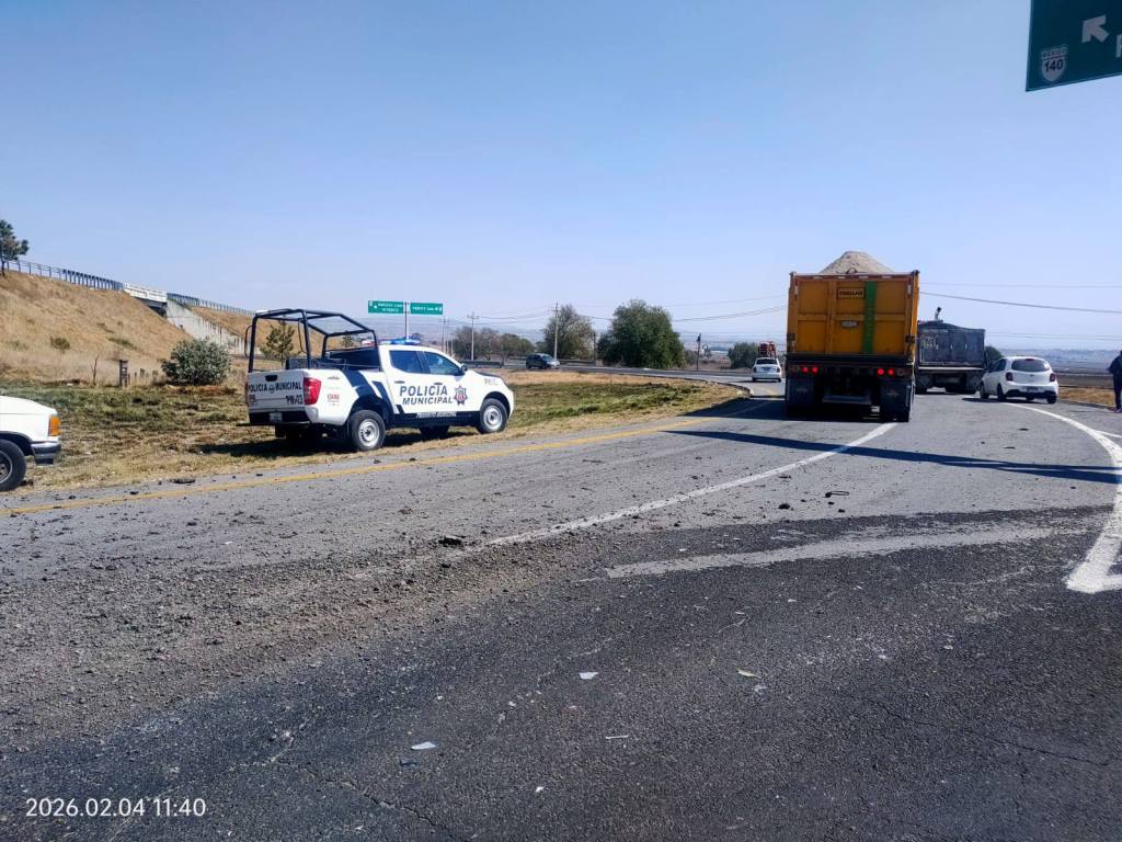 Brinda Gobierno Municipal de #Ixtenco atención inmediata ante accidente vial en carretera Ixtenco–Zitlaltepec