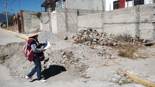 Las cuadrillas del programa de Empleo Temporal del Gobierno Municipal de Ixtenco continúan recorriendo diferentes puntos del&nbsp;municipio