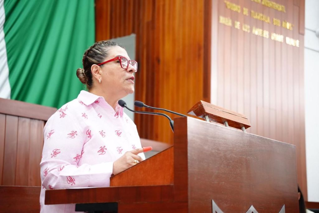 Busca Sandra Aguilar reconocer la prima de antigüedad para servidores públicos en&nbsp;Tlaxcala